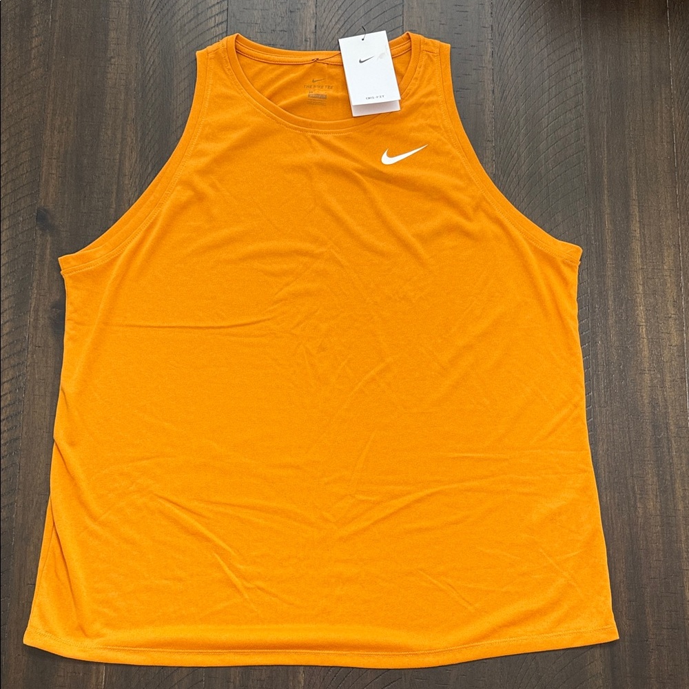 Nike Women’s Orange Sleeveless Tank Size XL NEW